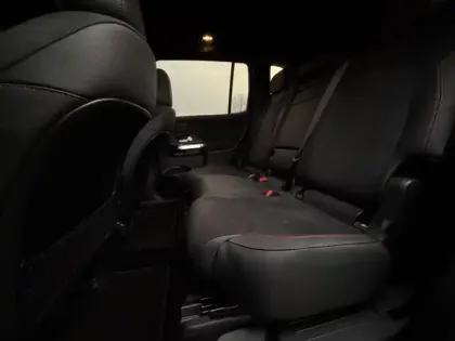 Photo 14 Mercedes EQB 250+ Edition