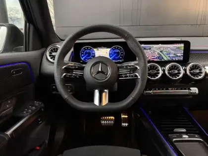 Photo 12 Mercedes EQB 250+ Edition