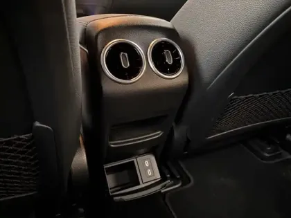 Photo 23 Mercedes EQB 250+ Edition