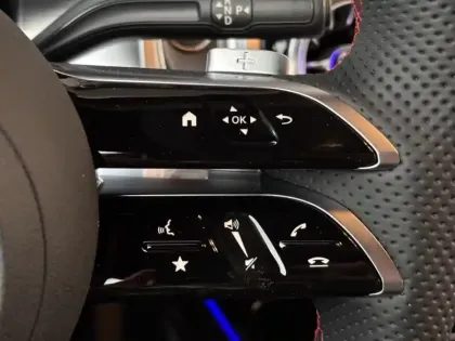 Photo 17 Mercedes EQB 250+ Edition