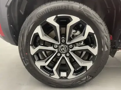 Photo 8 Toyota Yaris 1.5 HYBRID 130H DESIGN