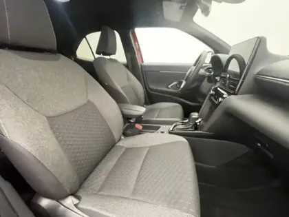 Photo 13 Toyota Yaris 1.5 HYBRID 130H DESIGN