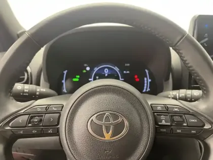 Photo 20 Toyota Yaris 1.5 HYBRID 130H DESIGN