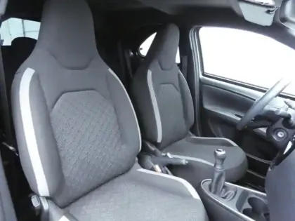 Photo 16 Toyota Aygo 1.0 VVT-i 72 Design