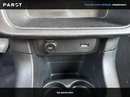 Photo 16 Citroën C3 1.2 PureTech 83ch S&amp;S Feel