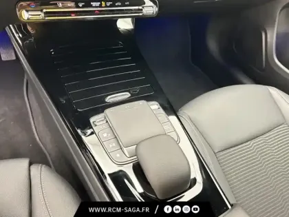 Photo 16 Mercedes Classe A 200 d Progressive Line