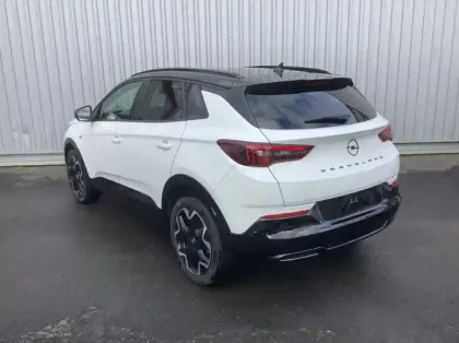 Photo 6 Opel Grandland 1.5 Diesel 130 ch BVA8 GS