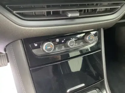 Photo 15 Opel Grandland 1.5 Diesel 130 ch BVA8 GS