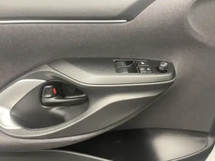 Photo 18 Toyota Yaris Hybride 116h Active