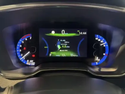 Photo 14 Toyota Corolla Hybride 122h Design