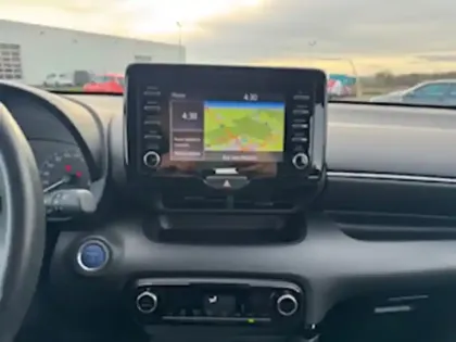 Photo 9 Toyota Yaris Hybride 116h Dynamic Business