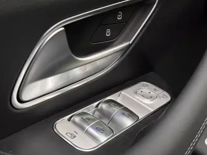 Photo 18 Mercedes GLE 350 de Hybrid EQ 4MATIC AMG Line 35