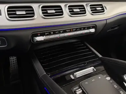 Photo 26 Mercedes GLE 350 de Hybrid EQ 4MATIC AMG Line 35