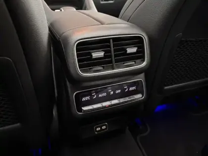 Photo 16 Mercedes GLE 350 de Hybrid EQ 4MATIC AMG Line 35