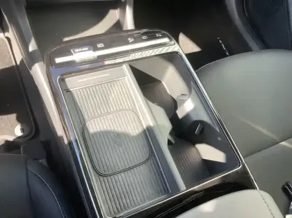 Photo 28 Hyundai Tucson Nouveau 1.6 T-GDI 215 Hybrid BVA6 Executive