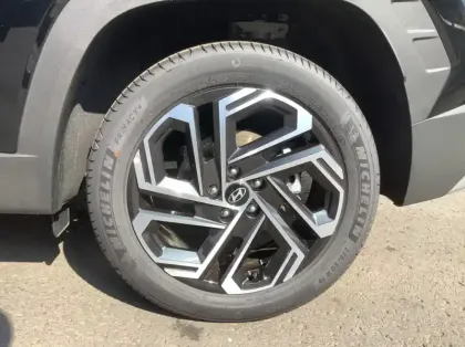 Photo 8 Hyundai Tucson Nouveau 1.6 T-GDI 215 Hybrid BVA6 Executive