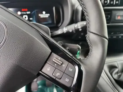 Photo 28 Citroën Berlingo Van III M CU std Diesel 100 Man XTR 3 places