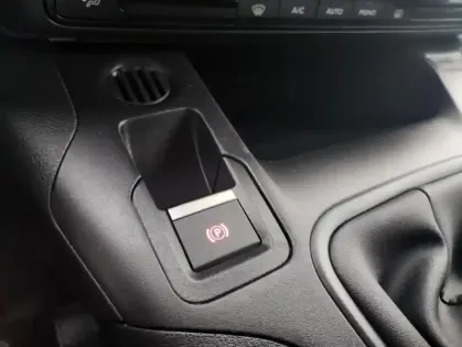 Photo 23 Citroën Berlingo Van III M CU std Diesel 100 Man XTR 3 places