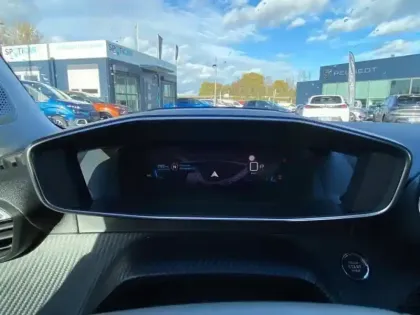 Photo 11 Peugeot 2008  1.2 PureTech 130ch S&S Roadtrip EAT8