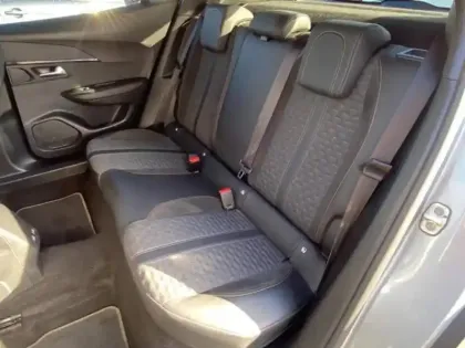 Photo 7 Peugeot 2008  1.2 PureTech 130ch S&S Roadtrip EAT8