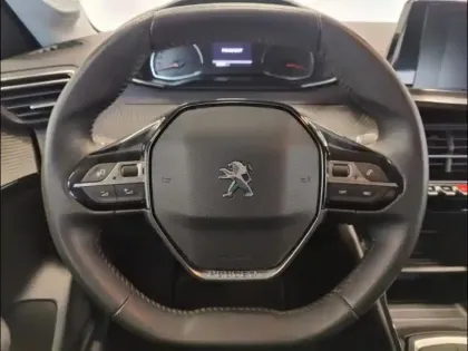 Photo 12 Peugeot 208  1.2 PureTech 100ch S&S Style