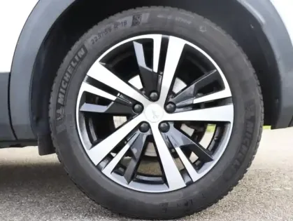 Photo 10 Peugeot 3008  1.5 BlueHDi 130ch S&S GT Line EAT8