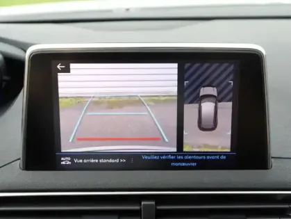Photo 12 Peugeot 3008  1.5 BlueHDi 130ch S&S GT Line EAT8