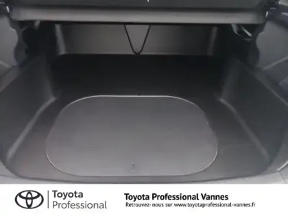 Photo 11 Toyota Yaris  Affaires 116h Dynamic Business Affaire MY22 + Programme Toyota Expérience