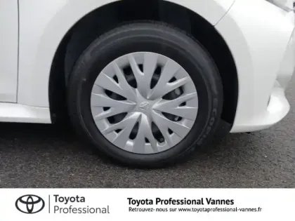 Photo 14 Toyota Yaris  Affaires 116h Dynamic Business Affaire MY22 + Programme Toyota Expérience