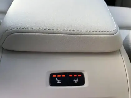 Photo 10 Volvo Xc60  T6 AWD 253 + 145ch Utimate Style Chrome Geartronic