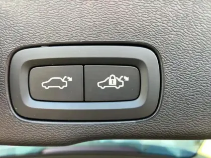 Photo 14 Volvo Xc60  T6 AWD 253 + 145ch Utimate Style Chrome Geartronic