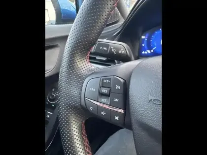 Photo 18 Ford Puma  1.0 Flexifuel 125ch S&S mHEV ST-Line