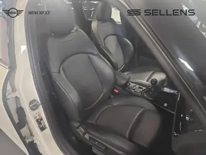 Photo 8 Mini Clubman  One D 116ch Knightsbridge