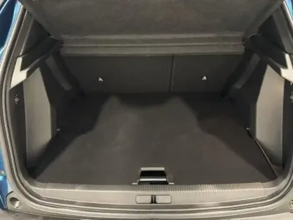 Photo 11 Peugeot 2008  1.2 Hybrid 145ch GT e-DCS6