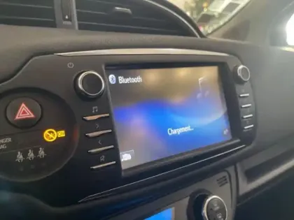 Photo 13 Toyota Yaris  100h Dynamic 5p RC19