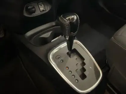 Photo 11 Toyota Yaris  100h Dynamic 5p RC19