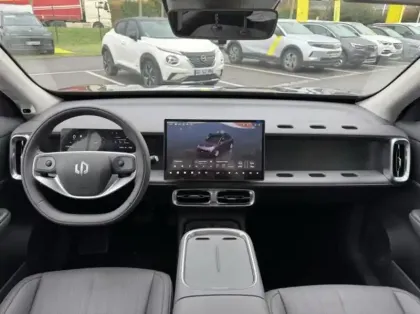 Photo 9 Leapmotor B10  BEV 218ch Pro Max 67,1 kWh Design