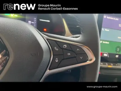 Photo 13 Renault Captur  1.6 E-Tech hybride 145ch Evolution