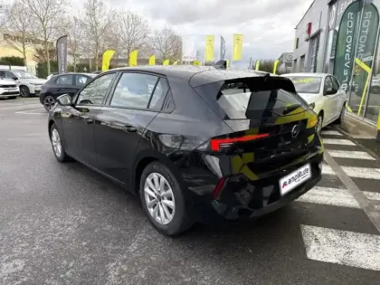 Photo 12 Opel Astra  1.2 Turbo Hybrid 145ch Edition e-DCT6