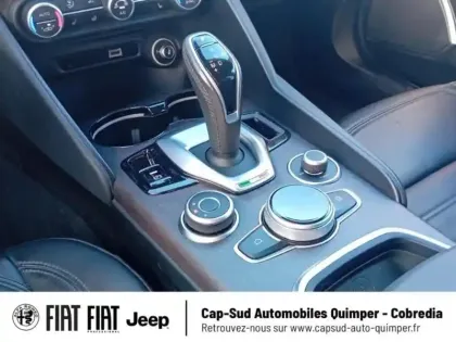 Photo 12 Alfa Romeo Giulia  2.0 TB 200ch Ti AT8 MY21