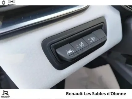 Photo 14 Renault Clio  1.6 E-Tech hybride 140ch Intens -21N