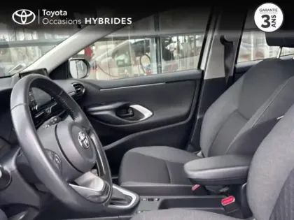 Photo 10 Toyota Yaris  116h Dynamic 5p MY22