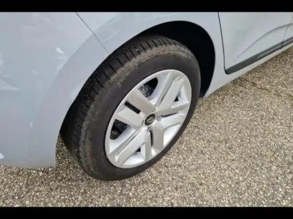 Photo 12 Renault Clio  1.0 Eco-G 100ch Evolution - 24