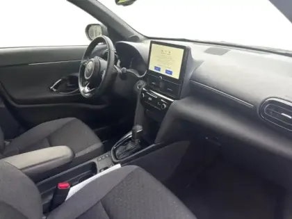 Photo 8 Toyota Yaris  Cross 130h Design Pack Cargo MY25