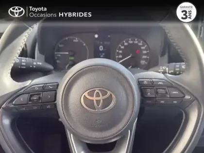 Photo 12 Toyota Yaris  116h Dynamic 5p MC24
