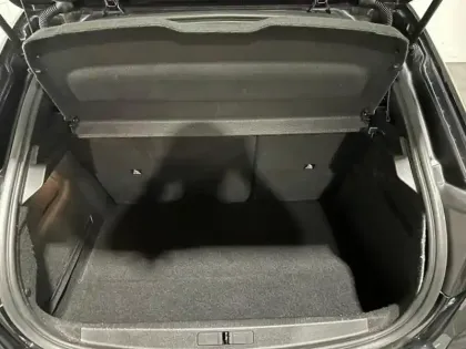 Photo 5 Peugeot 208  1.2 100 Style EAT8 Carplay Radar