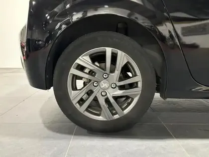 Photo 7 Peugeot 208  1.2 100 Style EAT8 Carplay Radar