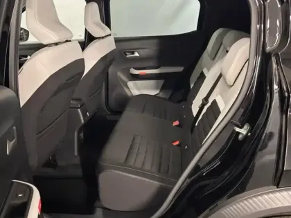 Photo 10 Citroën C3 Aircross  1.2 Hybride 145ch MAX