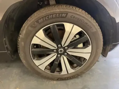 Photo 10 Volvo Xc60  T6 Hybride Rechargeable 253 + 145ch Plus Style Dark Geartronic 8 AWD