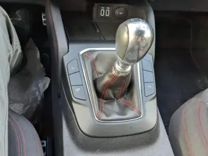 Photo 10 Ford Kuga Gén. III Ph1 ST-Line 5